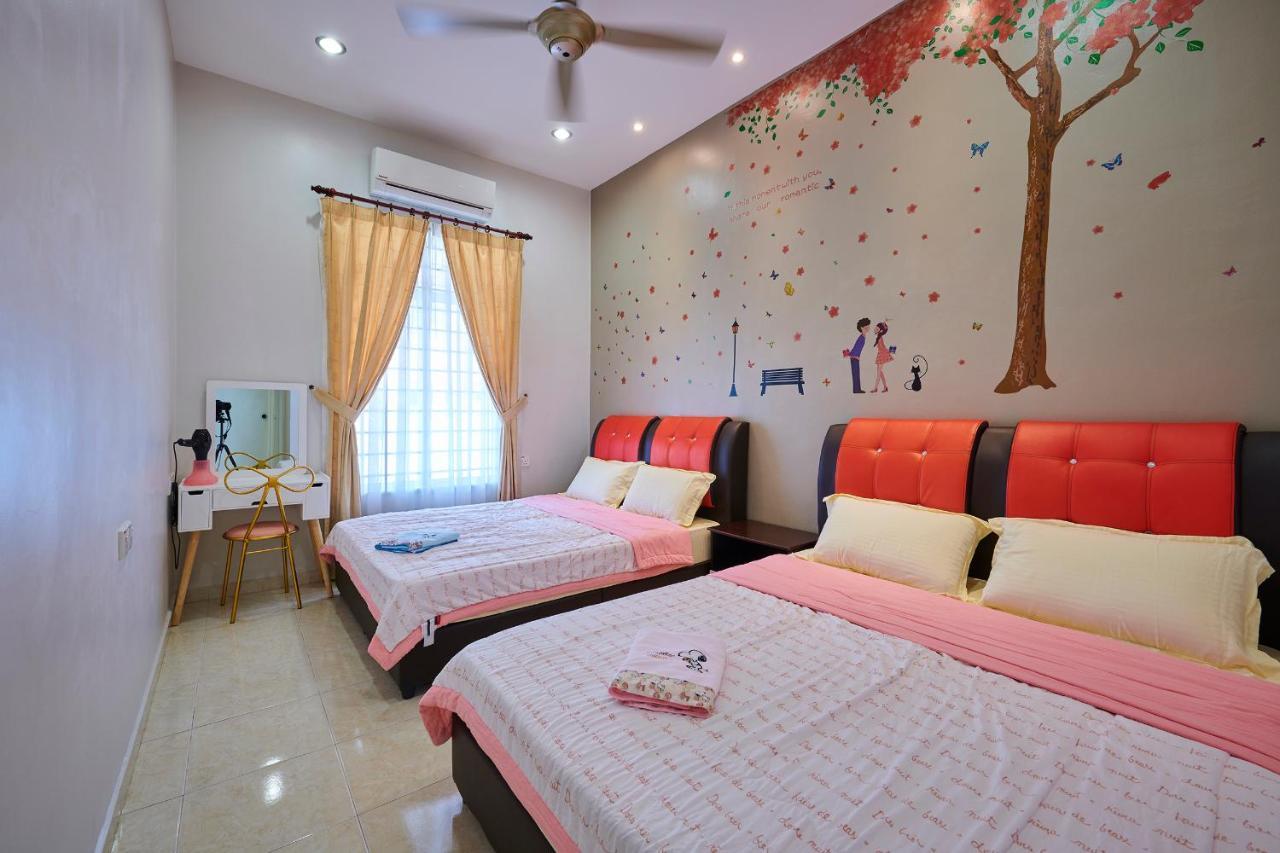 Esdi Homestay Malacca ภายนอก รูปภาพ